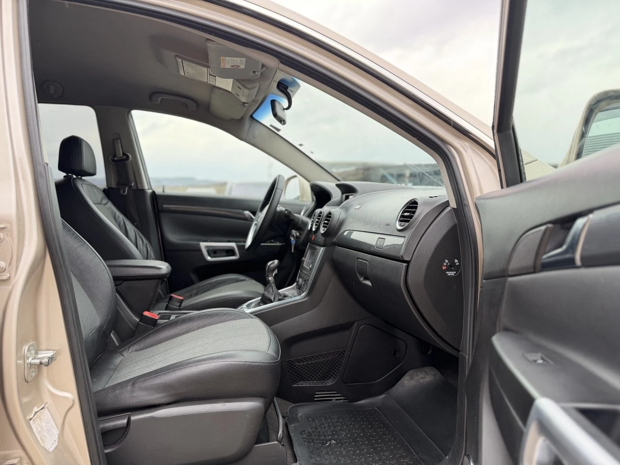 Opel Antara 2.2CDTI FACE 4x4 NAVI, снимка 14 - Автомобили и джипове - 53913318