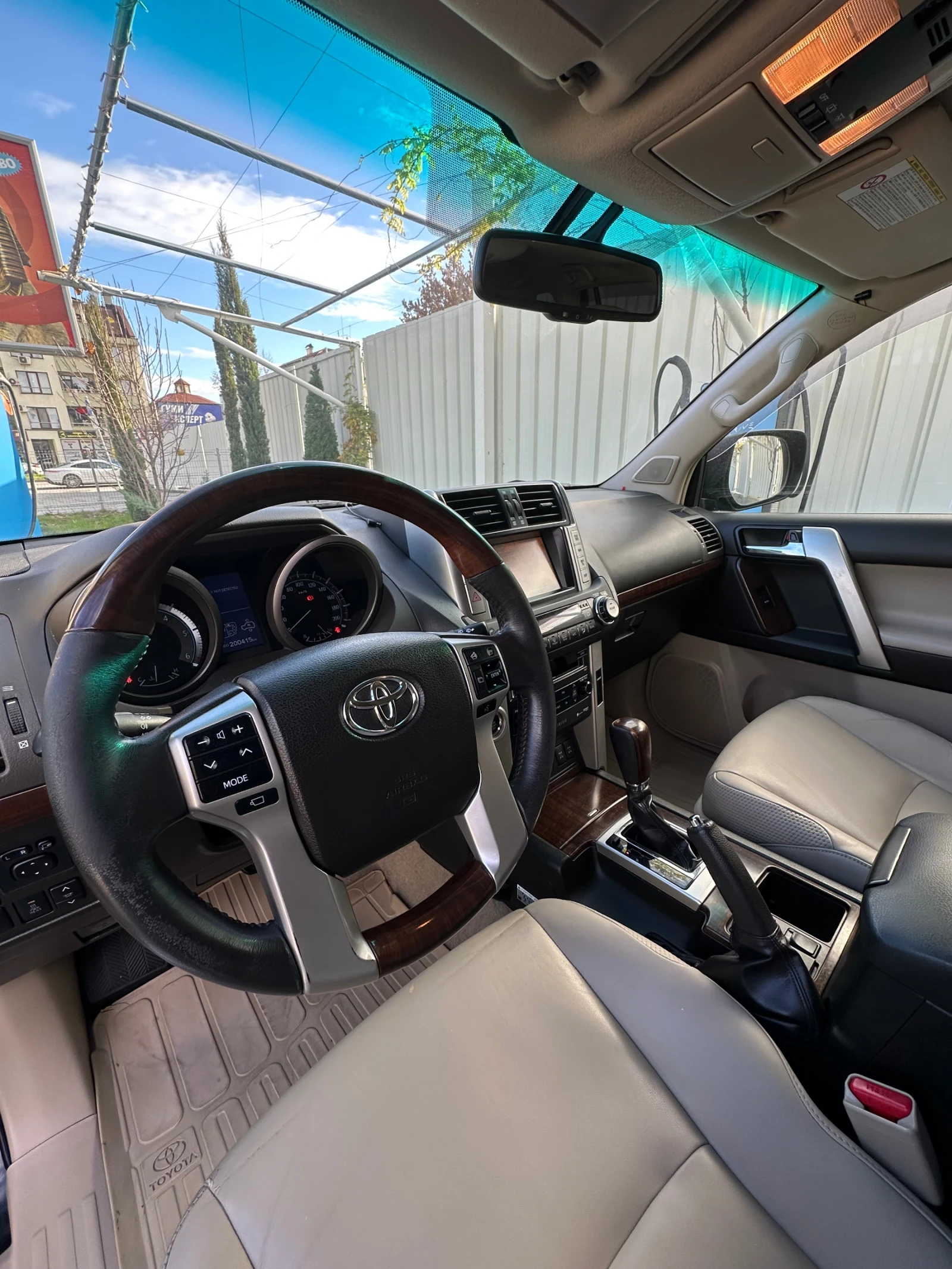 Toyota Land cruiser 150, снимка 9 - Автомобили и джипове - 54183123