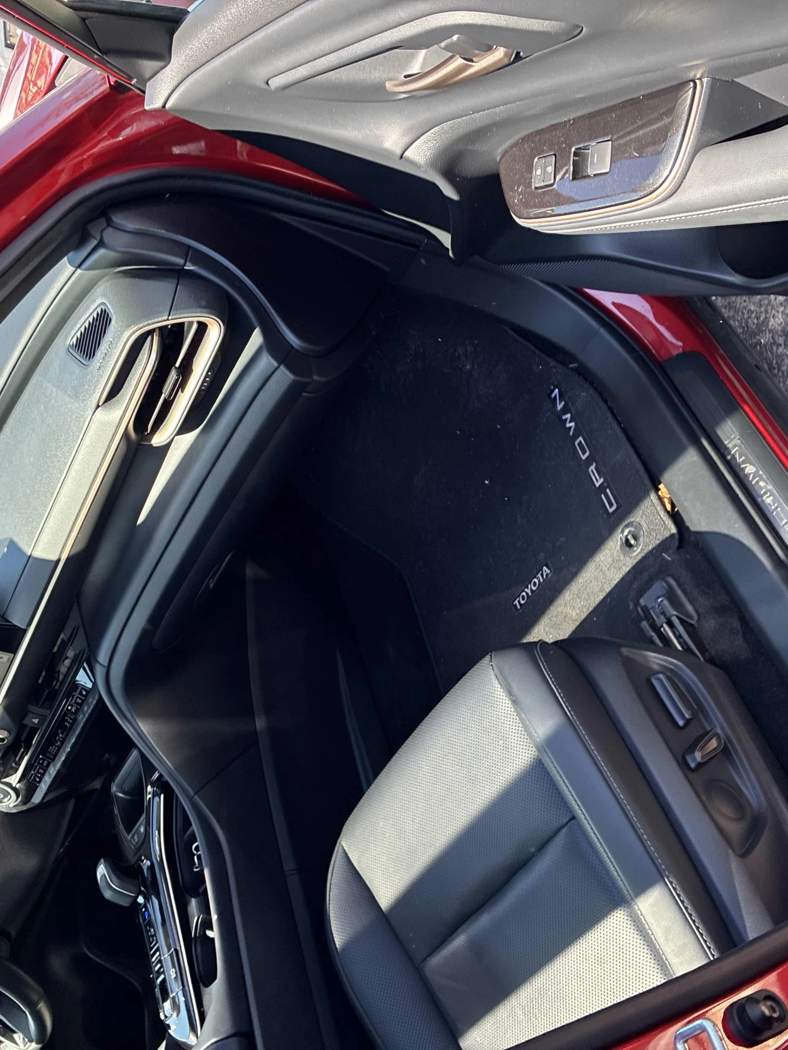 Toyota Crown, снимка 14 - Автомобили и джипове - 54200520