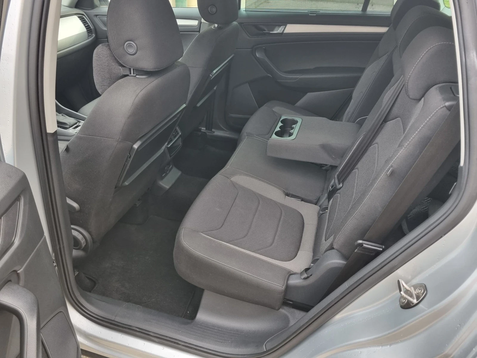 Skoda Kodiaq 2.0TDI/4x4/DIGITAL/KAMERA/7Места, снимка 14 - Автомобили и джипове - 54212003