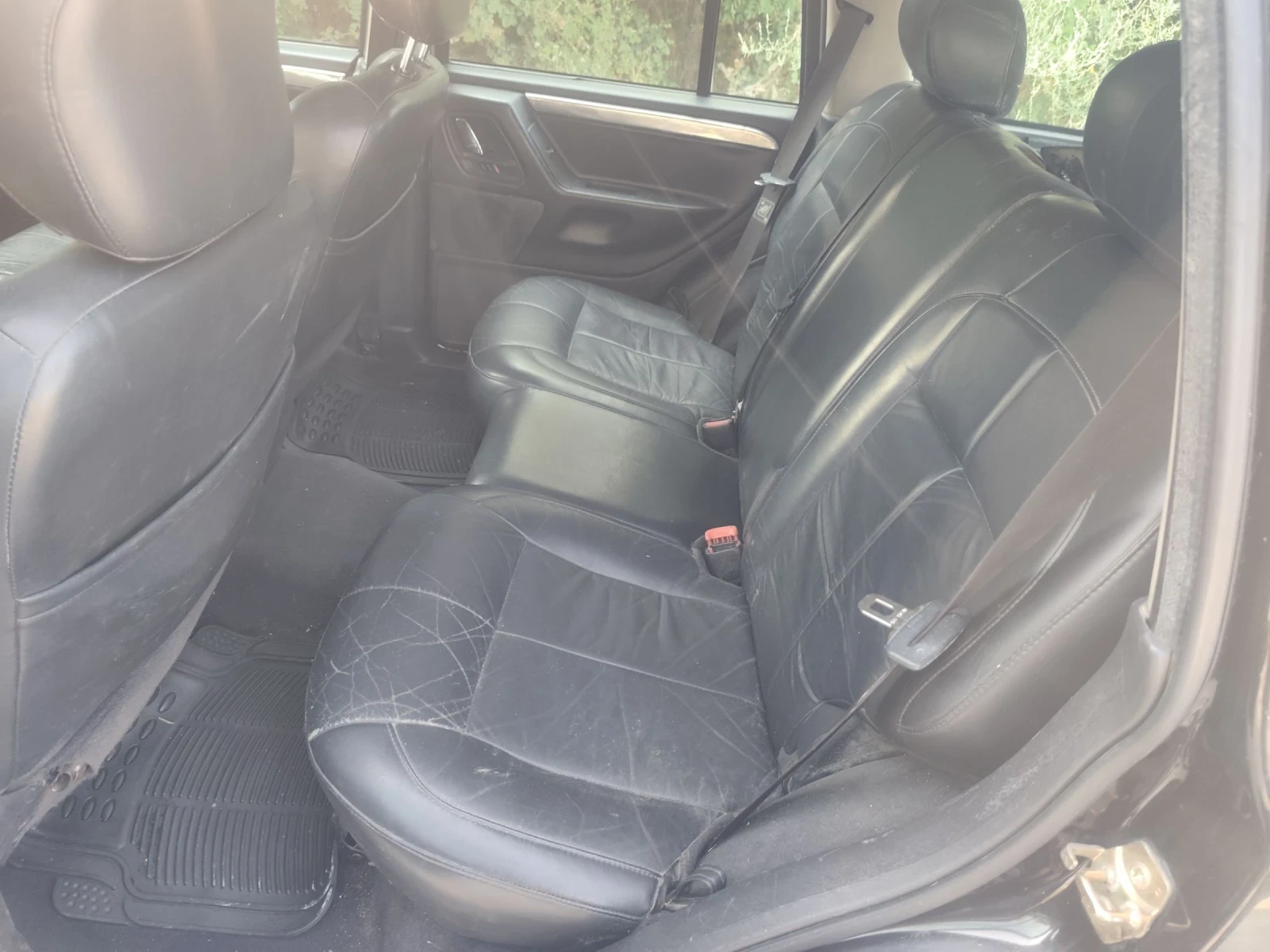 Jeep Grand cherokee 2.7CRD, снимка 8 - Автомобили и джипове - 55353261