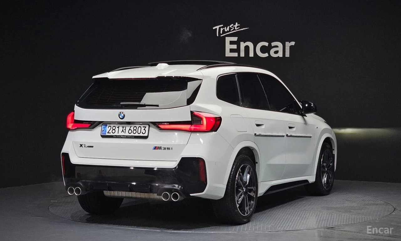 BMW X1 M35i* HARMON* KARDON* ХЕДЪП* 360КАМЕРА* , снимка 2 - Автомобили и джипове - 55422783