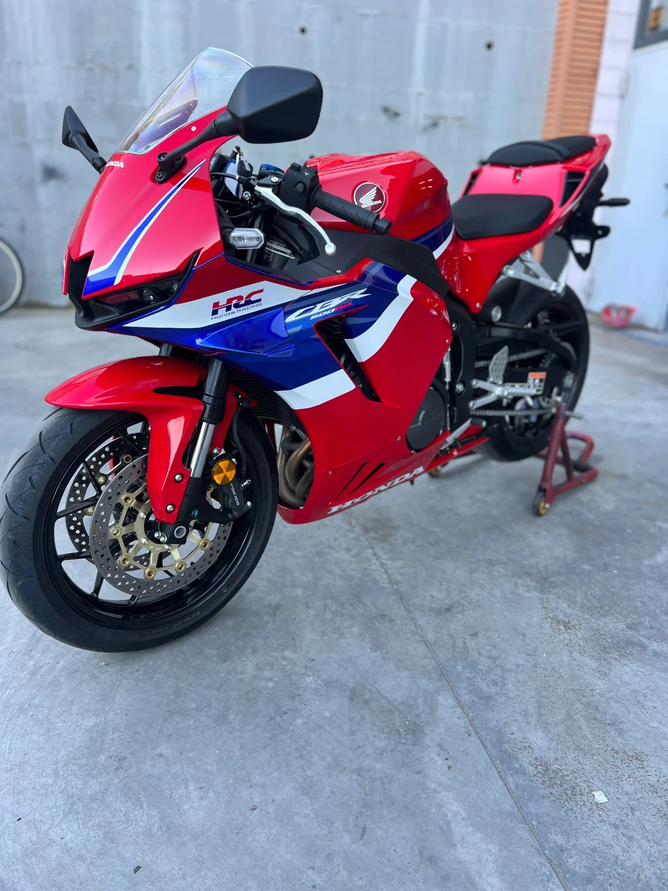 Honda Cbr 600RR 2025, снимка 3 - Мотоциклети и мототехника - 54443786
