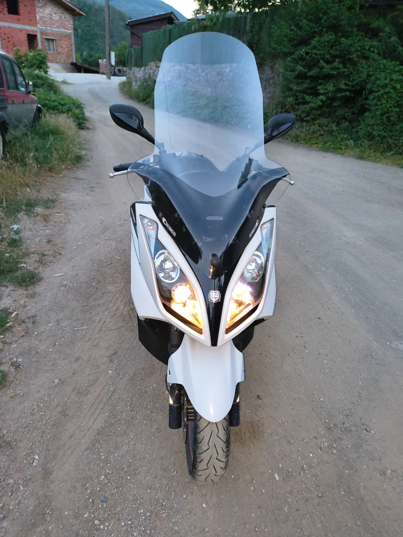 Kymco Downtown 300i, снимка 5 - Мотоциклети и мототехника - 55732756