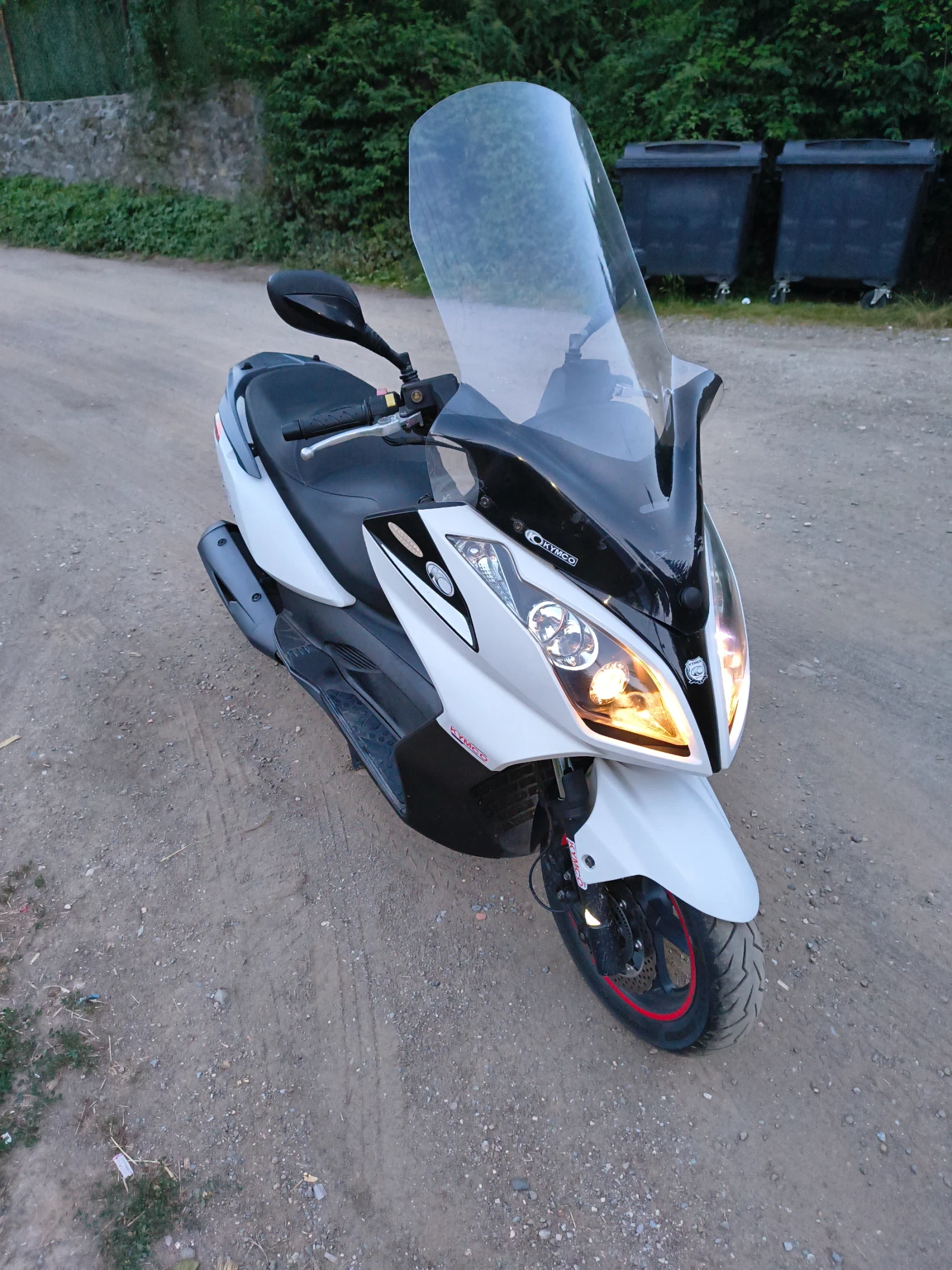 Kymco Downtown 300i, снимка 2 - Мотоциклети и мототехника - 55732756