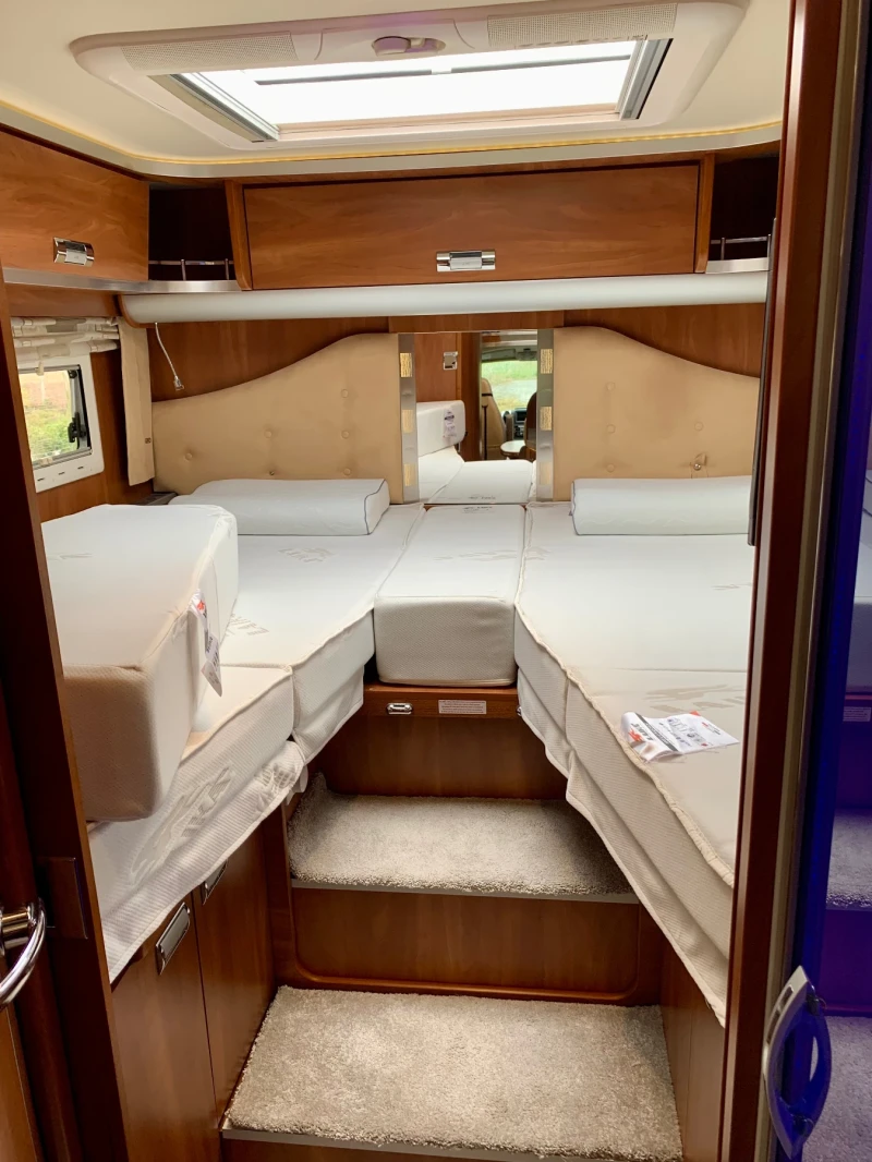 Кемпер Laika Kreos 5009 3.0 180HP, снимка 12 - Каравани и кемпери - 52552185