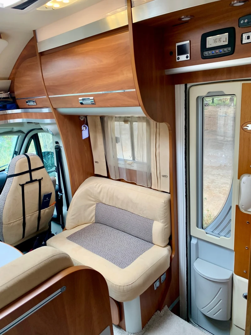 Кемпер Laika Kreos 5009 3.0 180HP, снимка 10 - Каравани и кемпери - 52552185