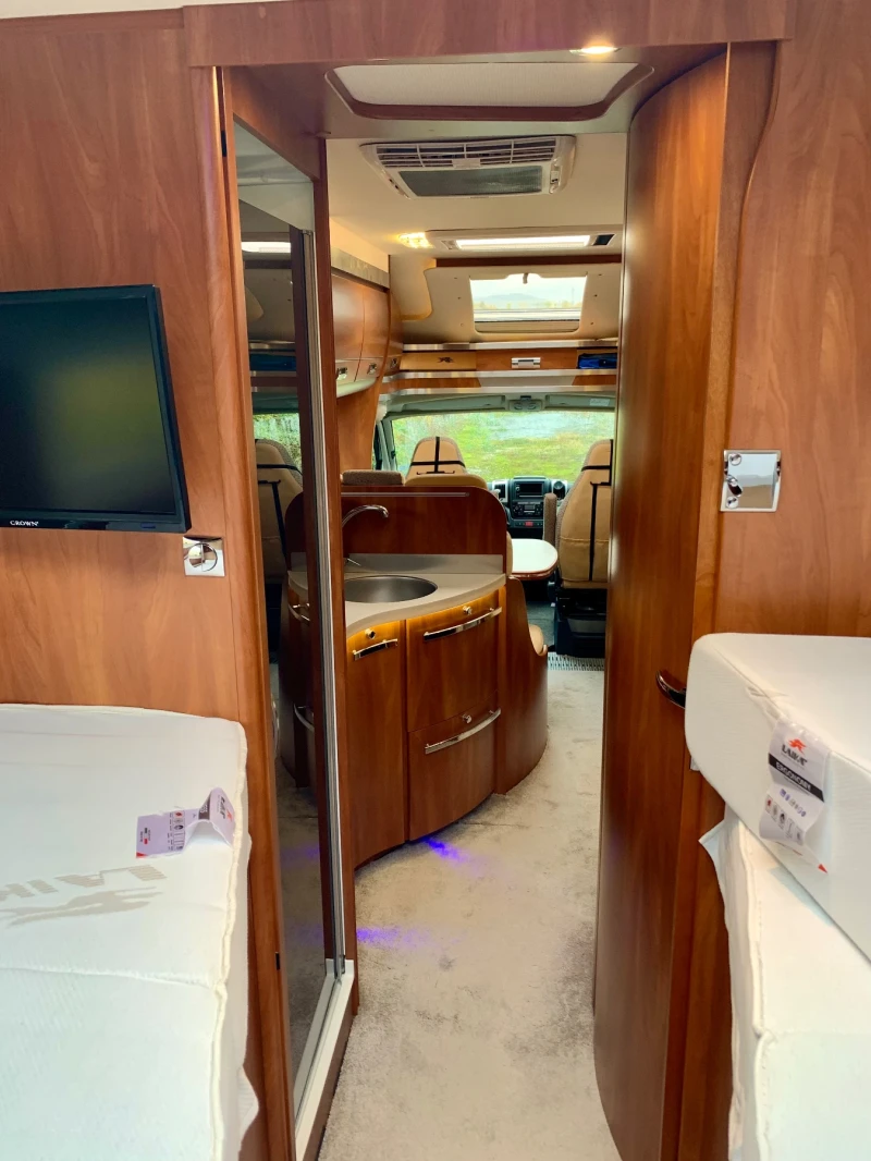 Кемпер Laika Kreos 5009 3.0 180HP, снимка 15 - Каравани и кемпери - 52552185