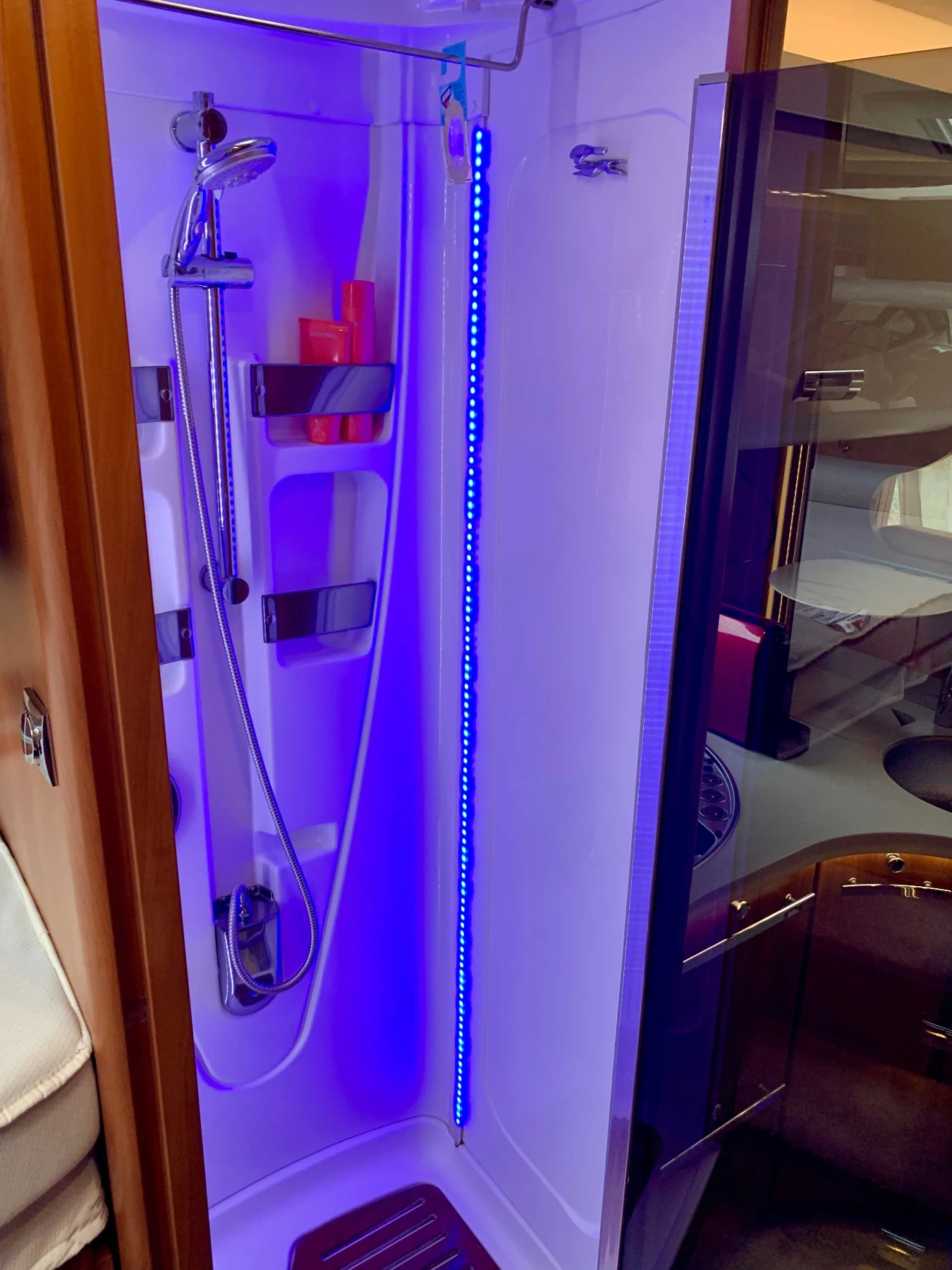  Laika Kreos 5009 3.0 180HP, Klima, Alde | Mobile.bg   13