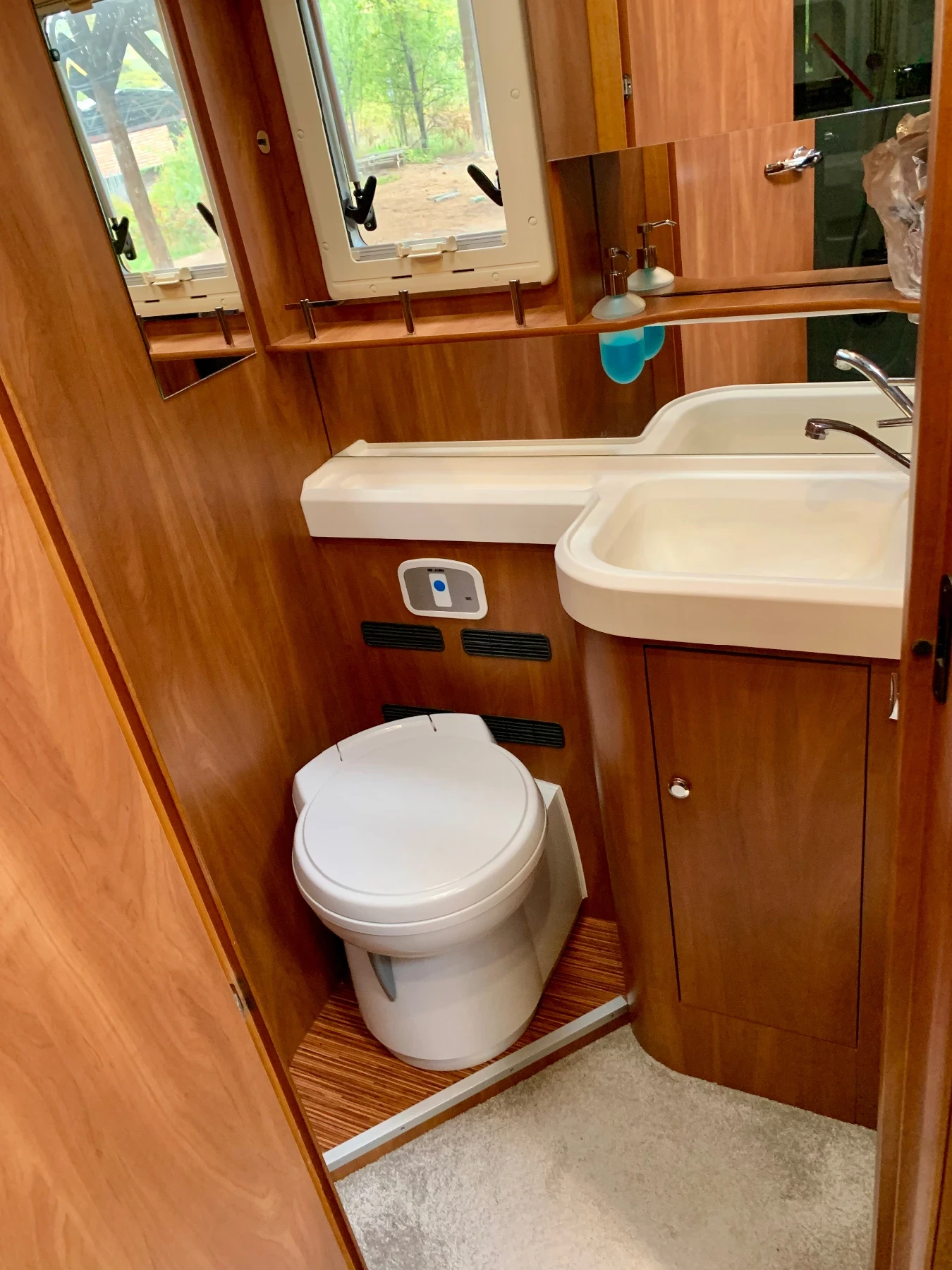  Laika Kreos 5009 3.0 180HP, Klima, Alde | Mobile.bg   14