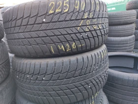 Гуми Зимни 225/40R18, снимка 3