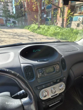 Toyota Yaris verso, снимка 9