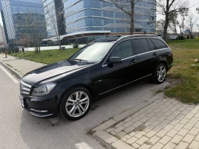 Mercedes-Benz C 300, снимка 3
