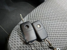 VW Jetta 1.6 TDI BLUEMOTION, снимка 17