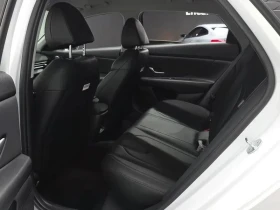 Hyundai Elantra, снимка 12