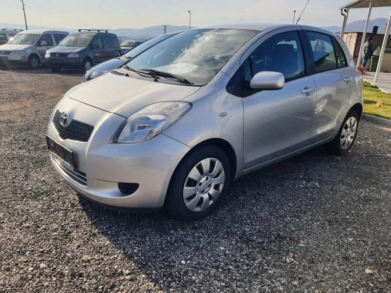 Toyota Yaris 1.3VVT-I 2броя, снимка 1 - Автомобили и джипове - 44303384