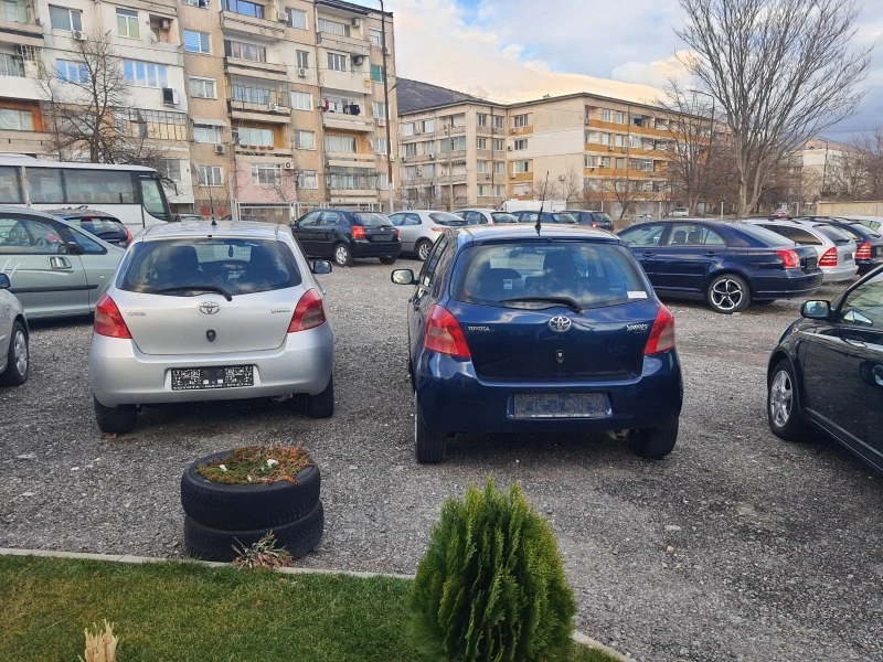 Toyota Yaris 1.3VVT-I 2броя, снимка 6 - Автомобили и джипове - 44303384