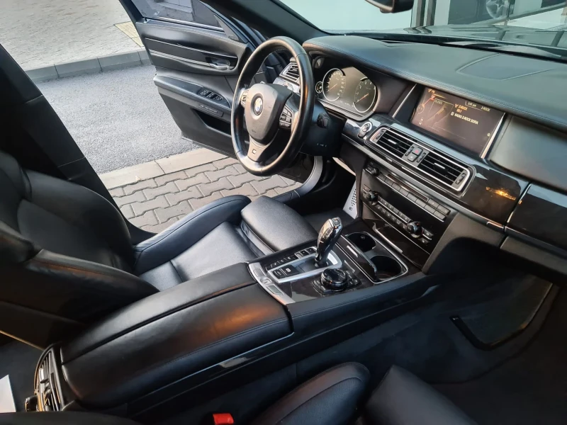 BMW 740 4.4, снимка 9 - Автомобили и джипове - 47617610