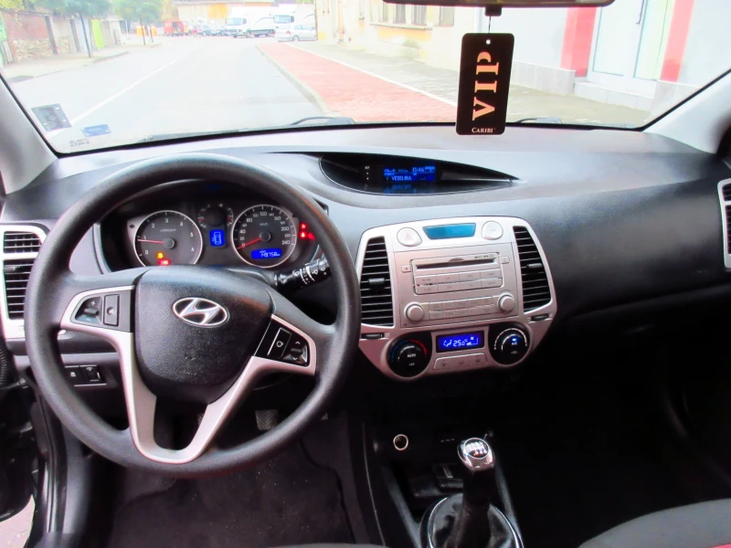 Hyundai I20 1.6 CRDI, снимка 8 - Автомобили и джипове - 48014724