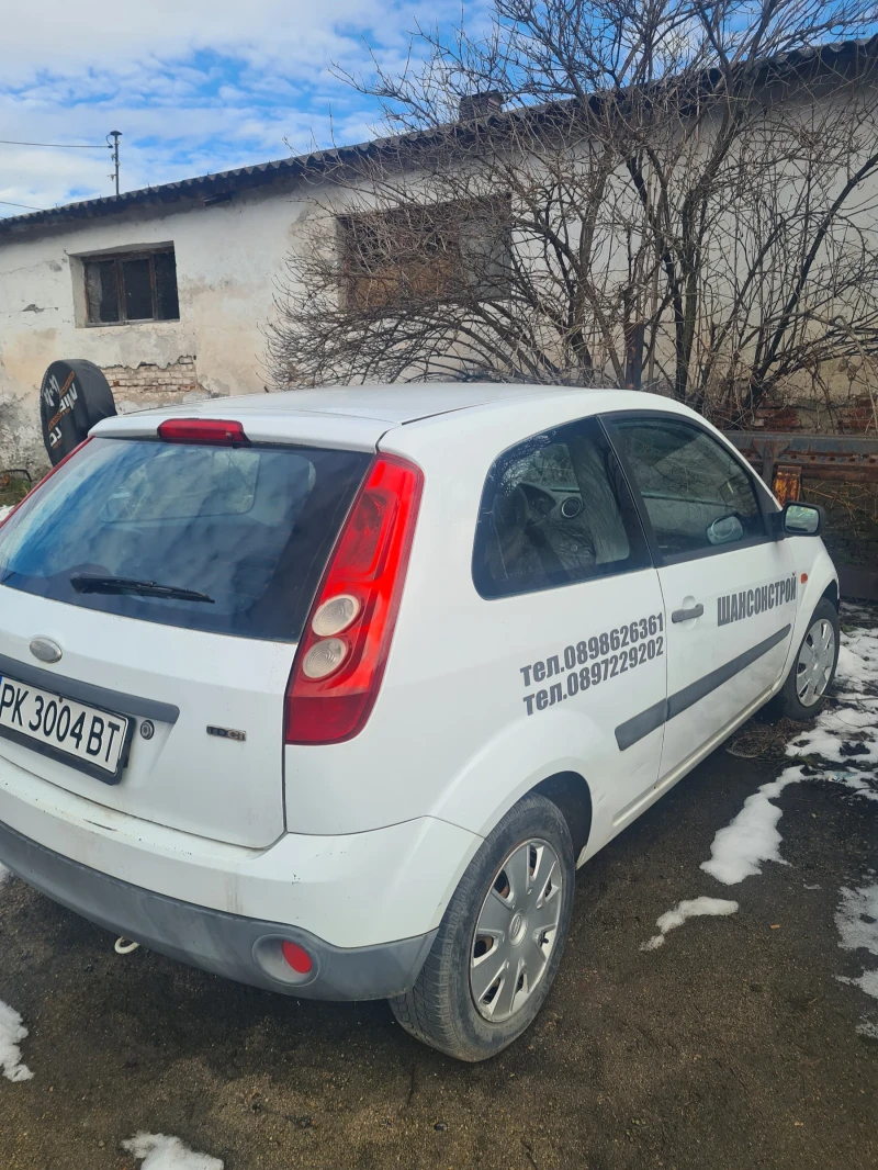 Ford Fiesta, снимка 2 - Автомобили и джипове - 48798132