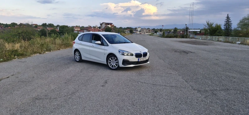 BMW 2 Active Tourer 225XI , снимка 5 - Автомобили и джипове - 48984751