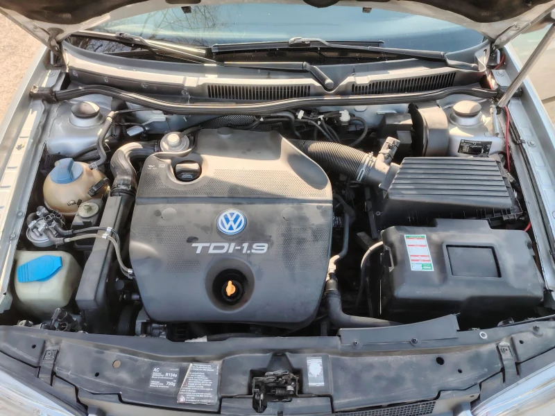 VW Golf 1.9 TDI 90коня, снимка 15 - Автомобили и джипове - 49069717