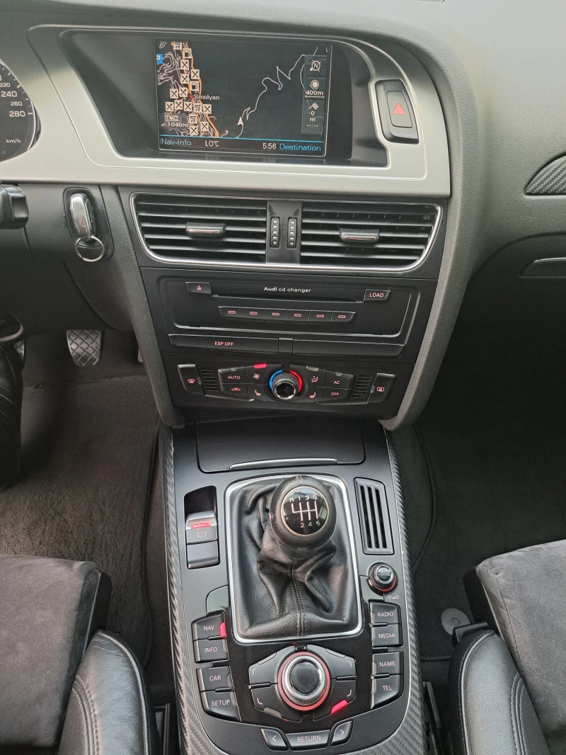 Audi A4 3.0TDI QUATTRO 4х4* 239к.с.* РЪЧКА* СЕДАН , снимка 12 - Автомобили и джипове - 49748939