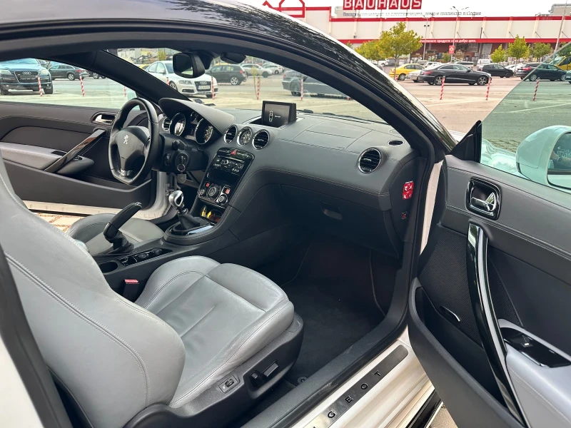 Peugeot RCZ 2.0 HDi Carbon, снимка 11 - Автомобили и джипове - 52113688