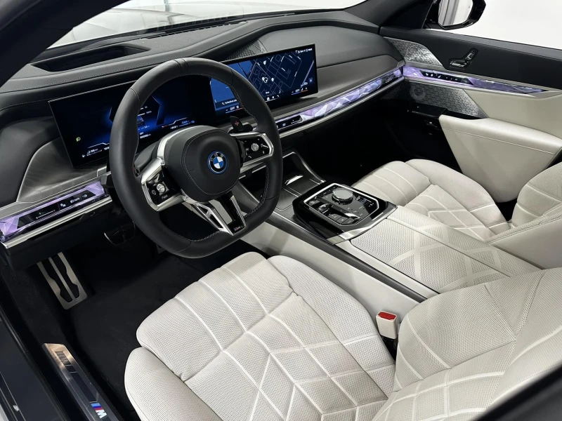 BMW 760 M-Sport xDrive, снимка 4 - Автомобили и джипове - 52463258