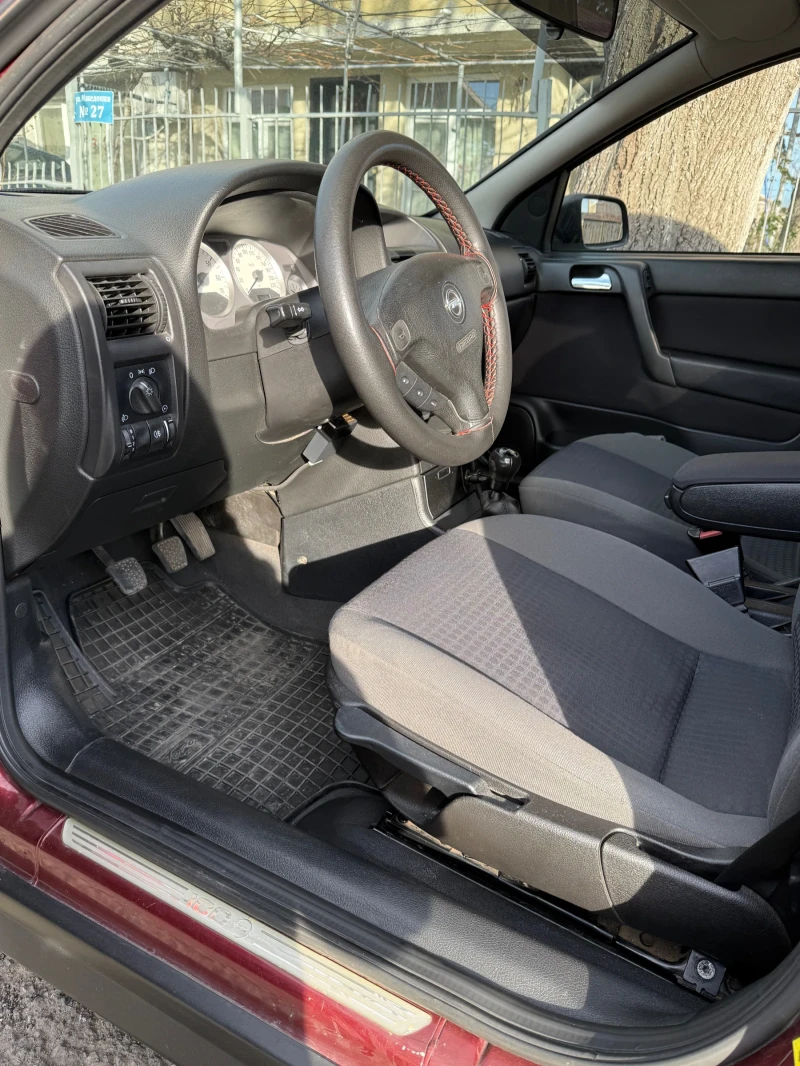 Opel Astra, снимка 9 - Автомобили и джипове - 52966576