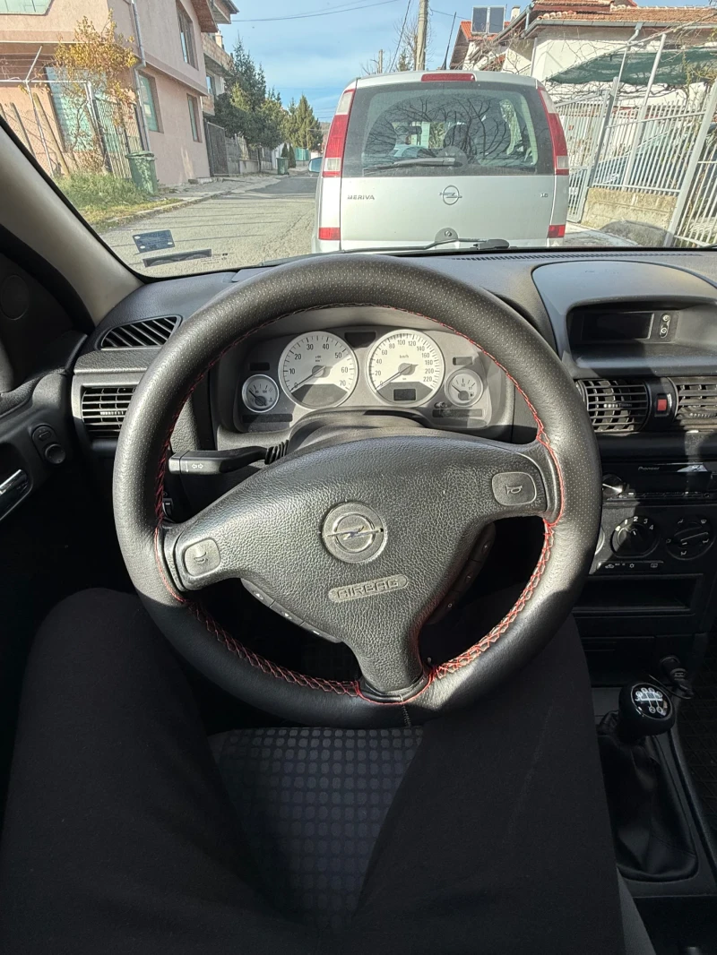 Opel Astra, снимка 11 - Автомобили и джипове - 52966576