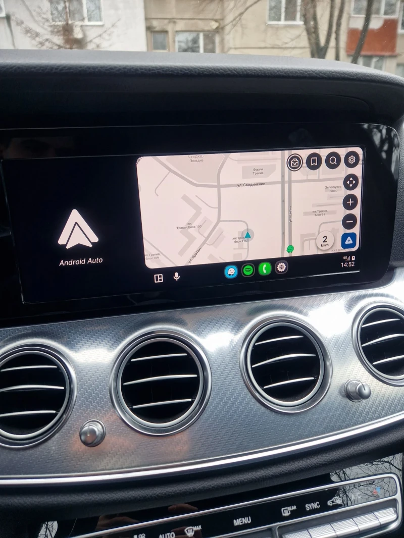 Mercedes-Benz E 220, снимка 10 - Автомобили и джипове - 53370500