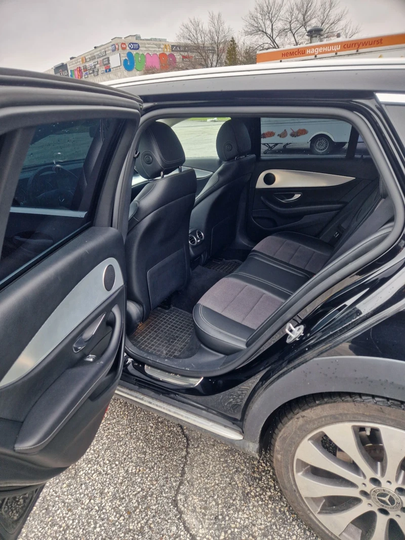 Mercedes-Benz E 220, снимка 6 - Автомобили и джипове - 53370500