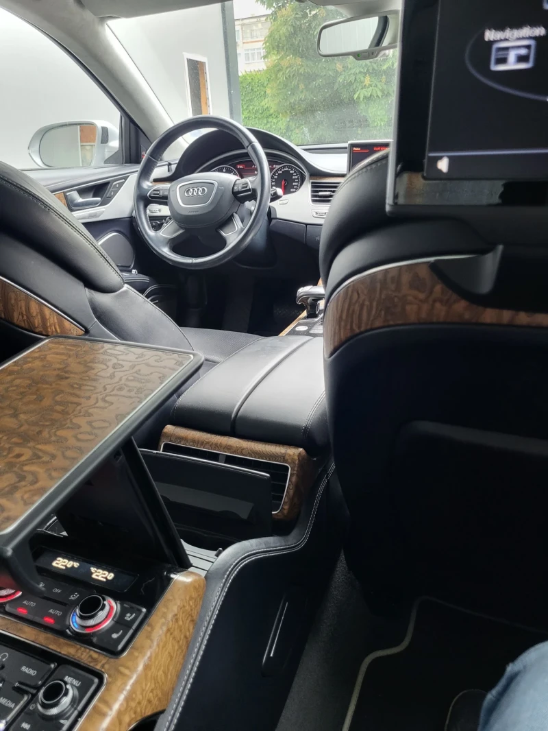 Audi A8 3.0 TFSI, снимка 16 - Автомобили и джипове - 53420074