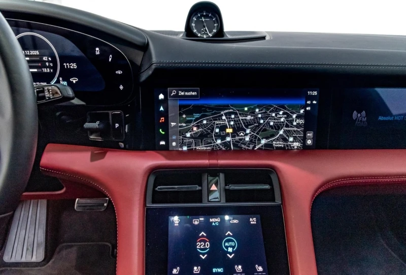 Porsche Taycan TURBO BOSE KERAMIK-BRAKES PANORAMA, снимка 7 - Автомобили и джипове - 53434442