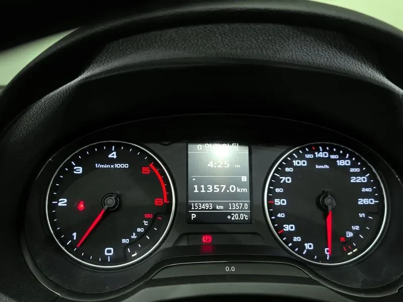 Audi A3 1.6 TDI, снимка 8 - Автомобили и джипове - 54547560