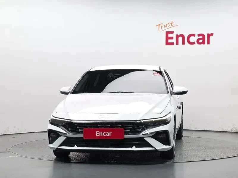 Hyundai Elantra, снимка 3 - Автомобили и джипове - 56726833