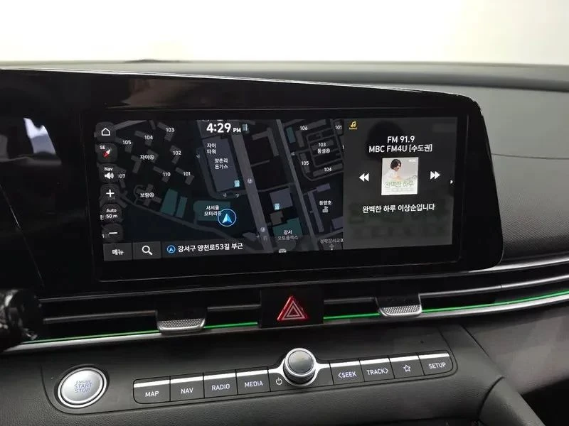 Hyundai Elantra, снимка 15 - Автомобили и джипове - 56726833