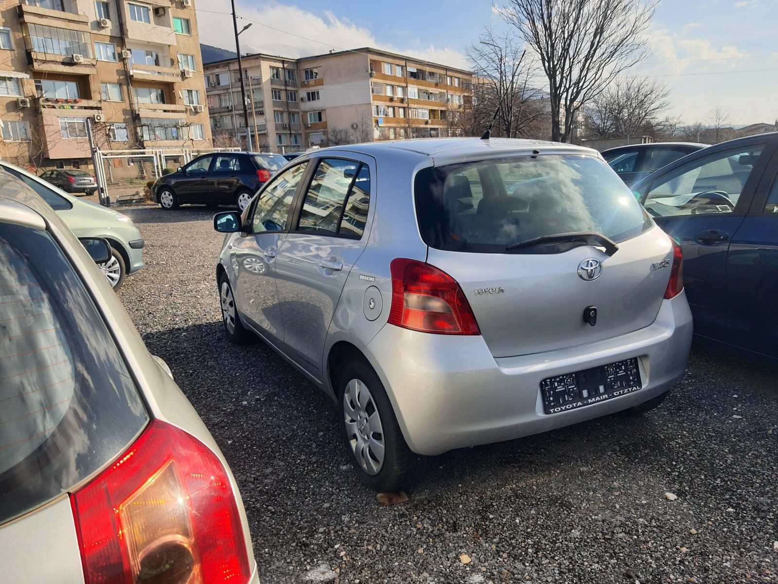 Toyota Yaris 1.3VVT-I 2броя - изображение 4