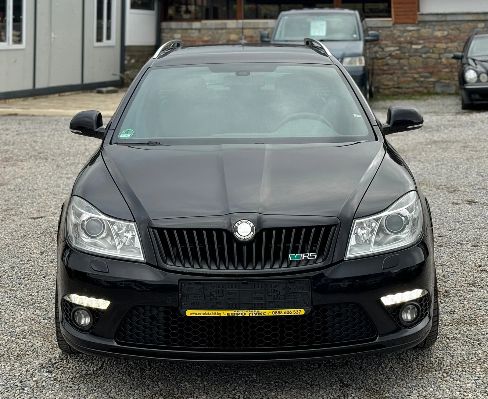 Skoda Octavia 2.0TDI 170кс VRS АВТОМАТИК НАВИ ПОДГРЕВ КОЖА  - изображение 2