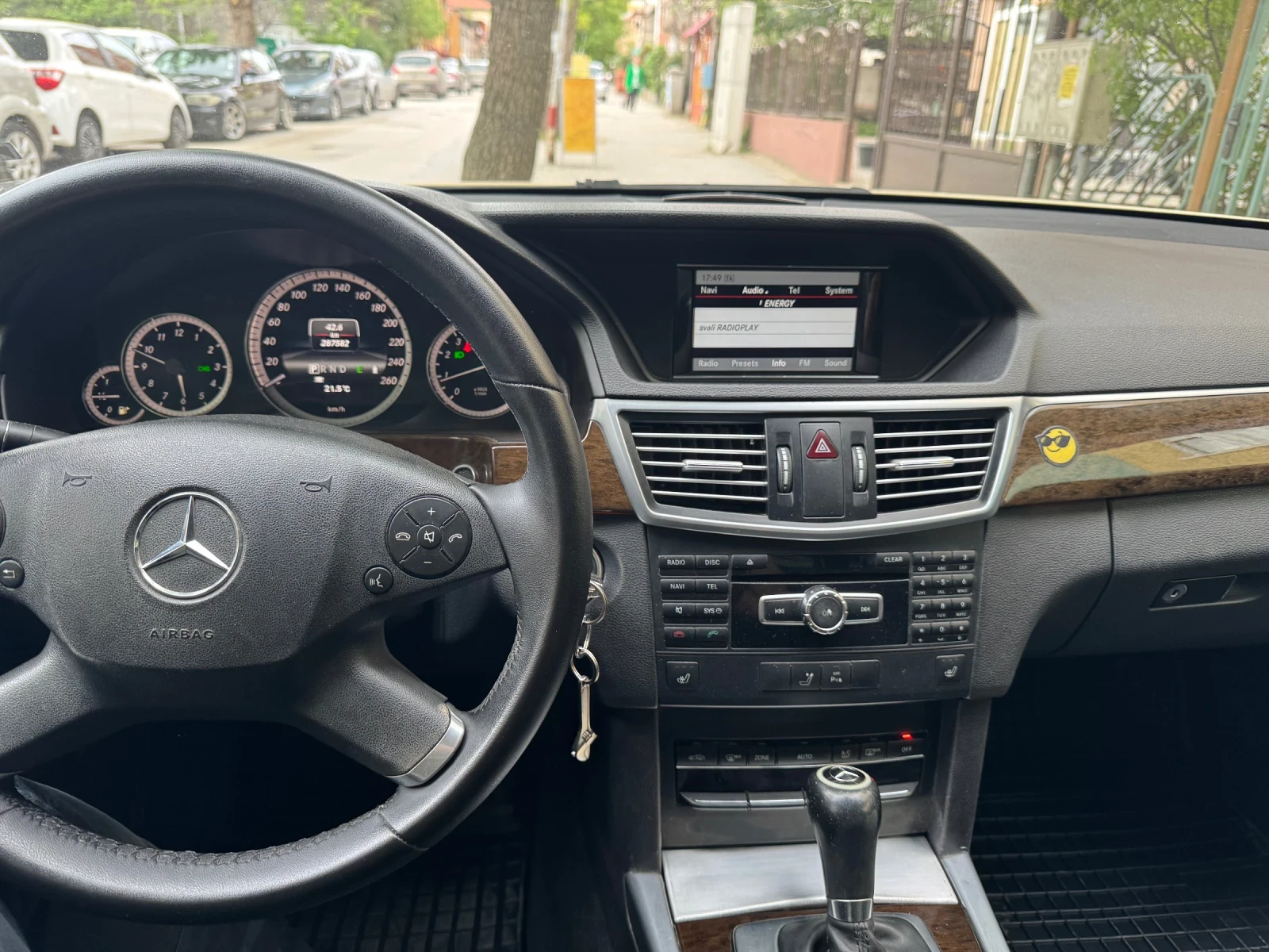 Mercedes-Benz E 200 CNG - изображение 8