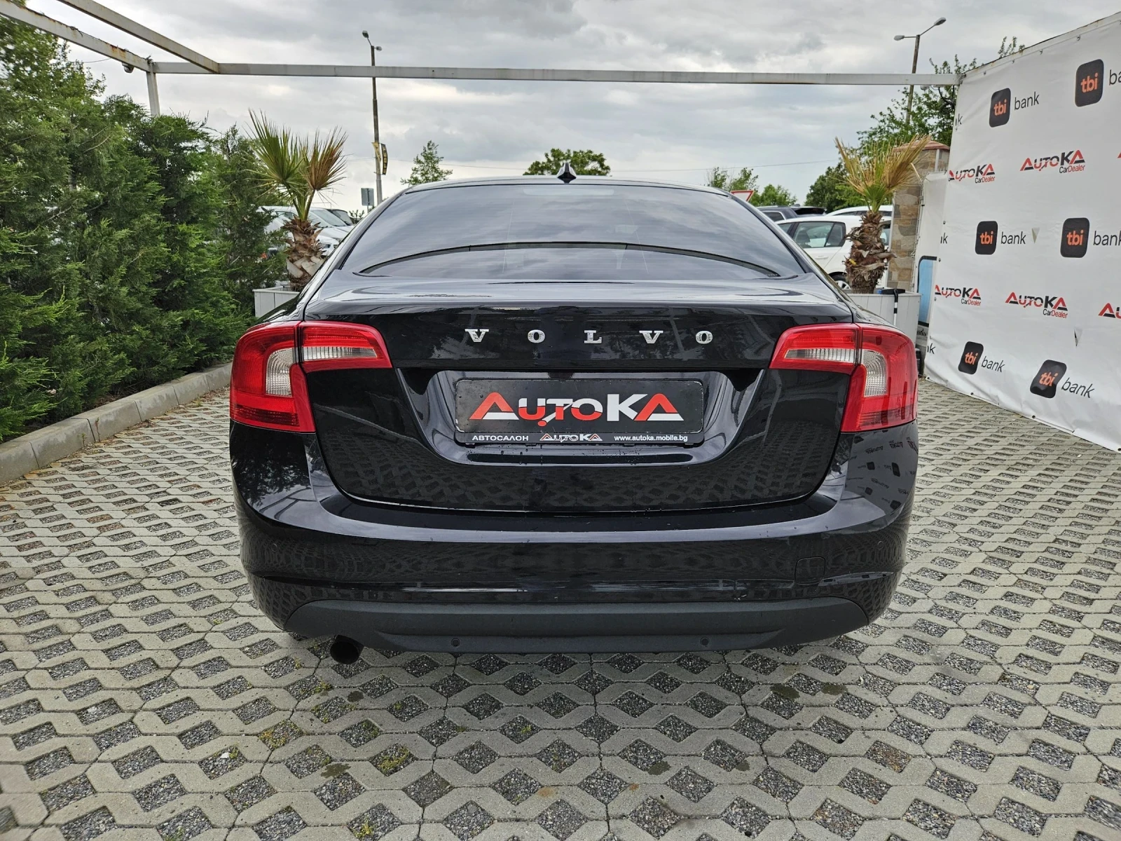 Volvo S60 2.0D-136кс= АВТОМАТ= FACELIFT= NAVI= АВТОПИЛОТ - изображение 4