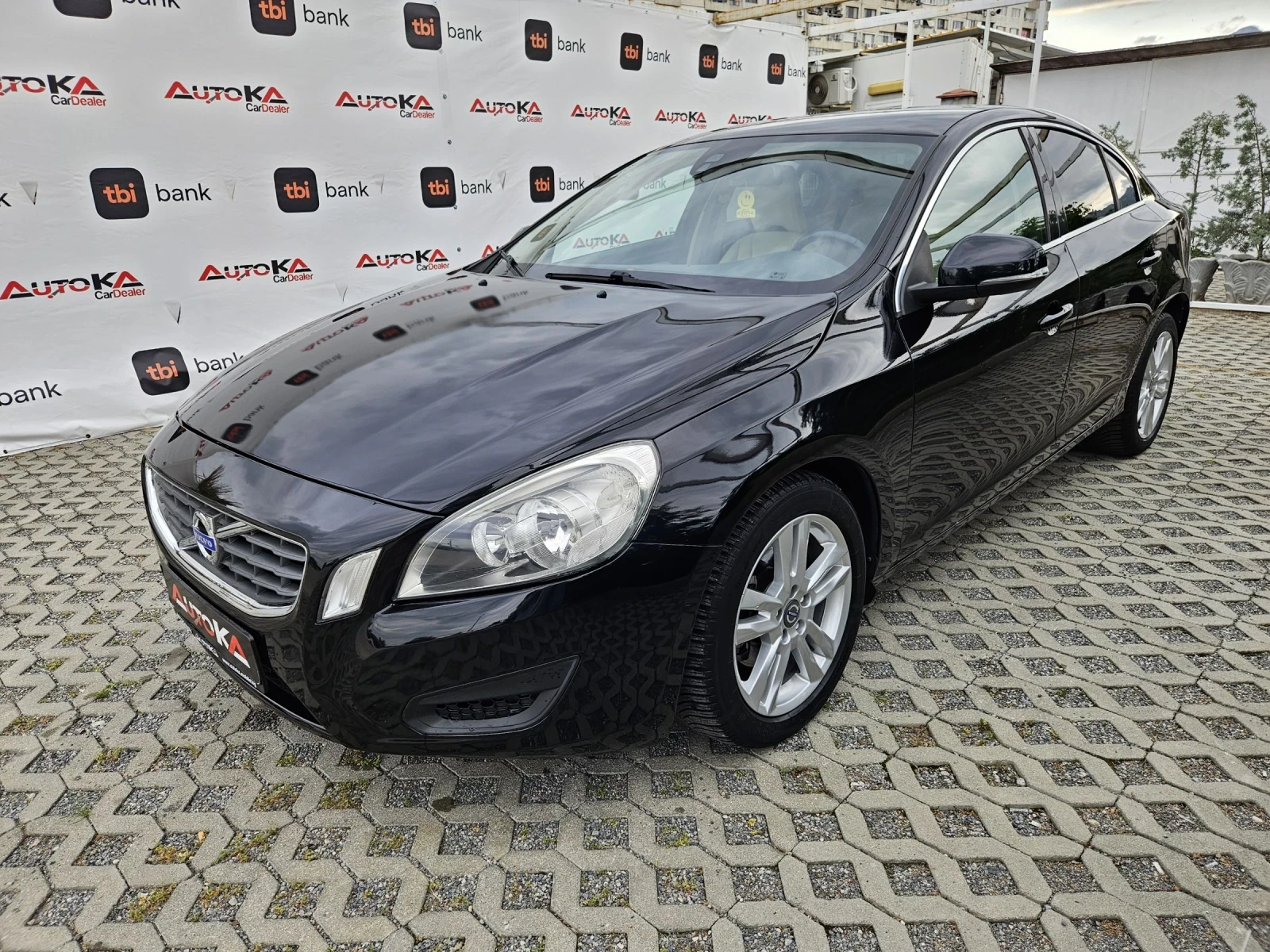 Volvo S60 2.0D-136кс= АВТОМАТ= FACELIFT= NAVI= АВТОПИЛОТ - изображение 6