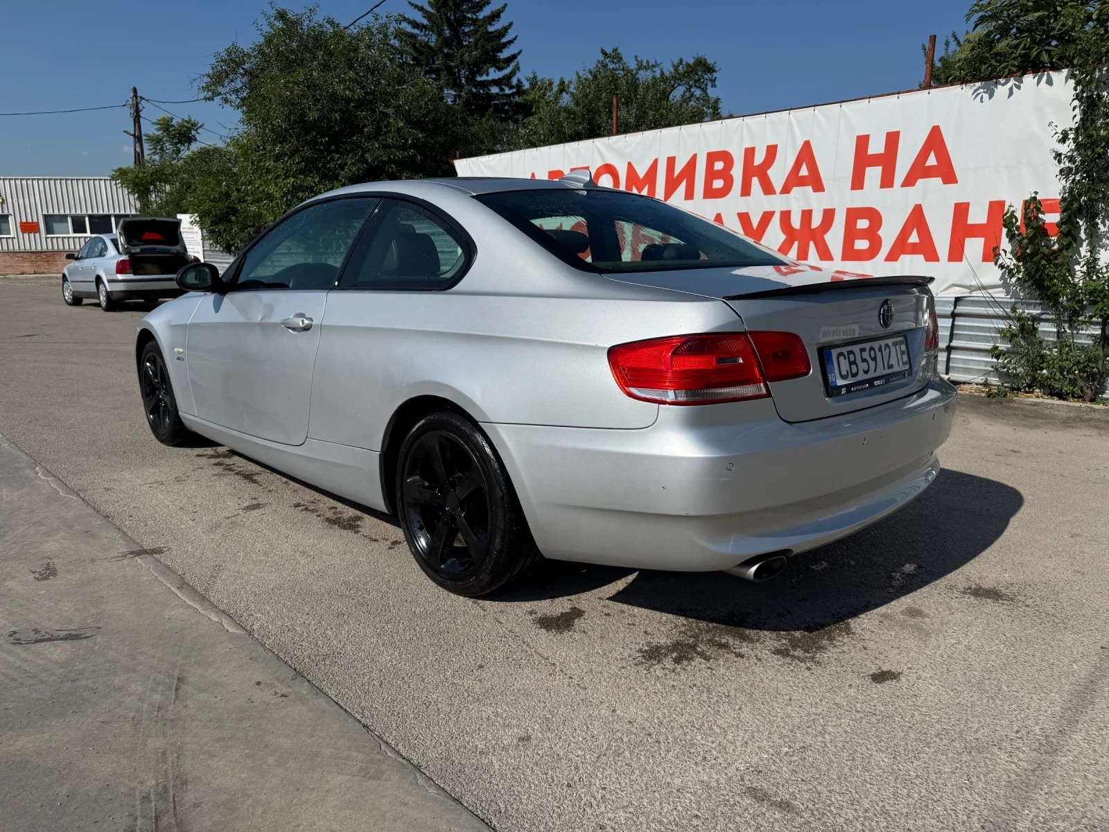 BMW 320 d Автоматик 4х4  - изображение 8