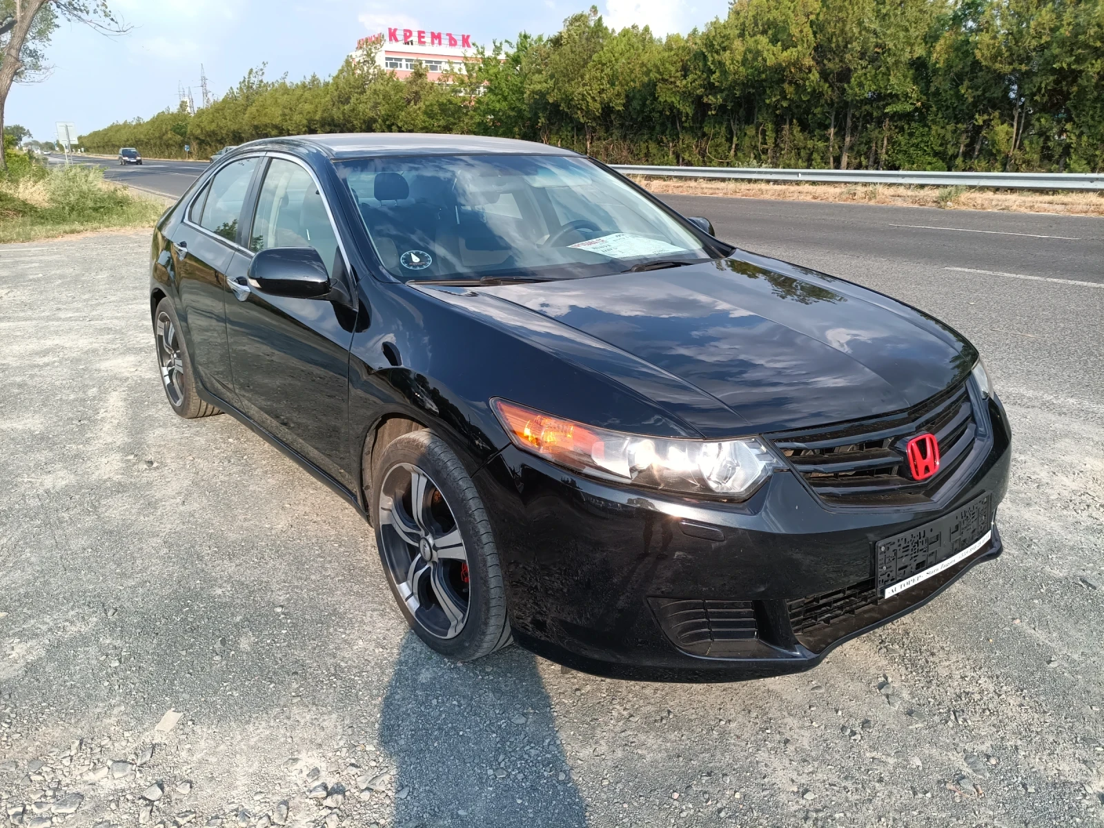 Honda Accord 2, 0 бензин седан - изображение 3