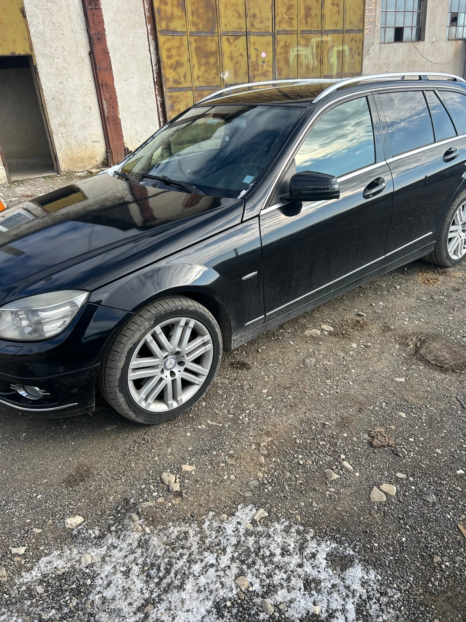 Mercedes-Benz C 320  - изображение 4