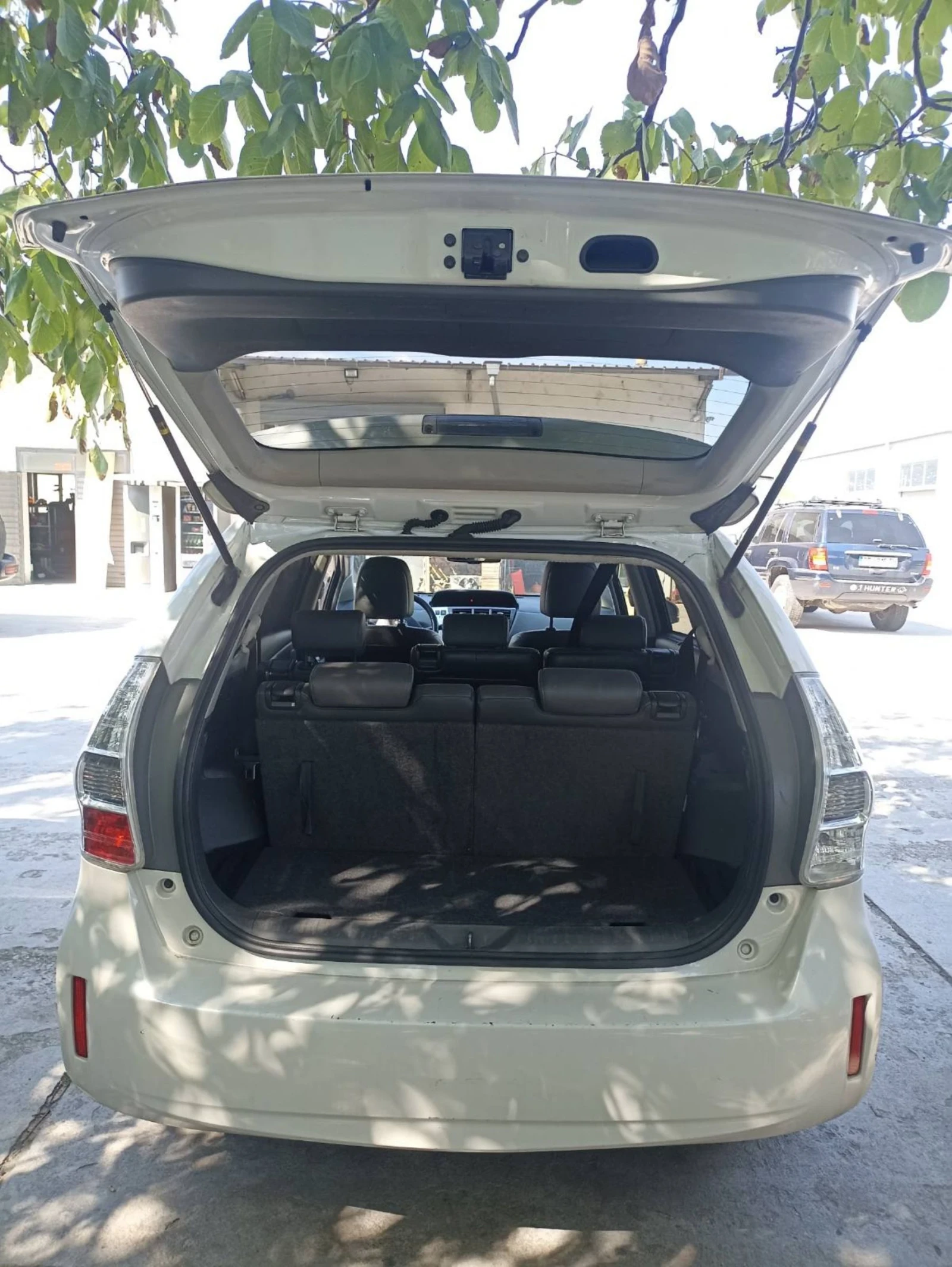 Toyota Prius  - изображение 9