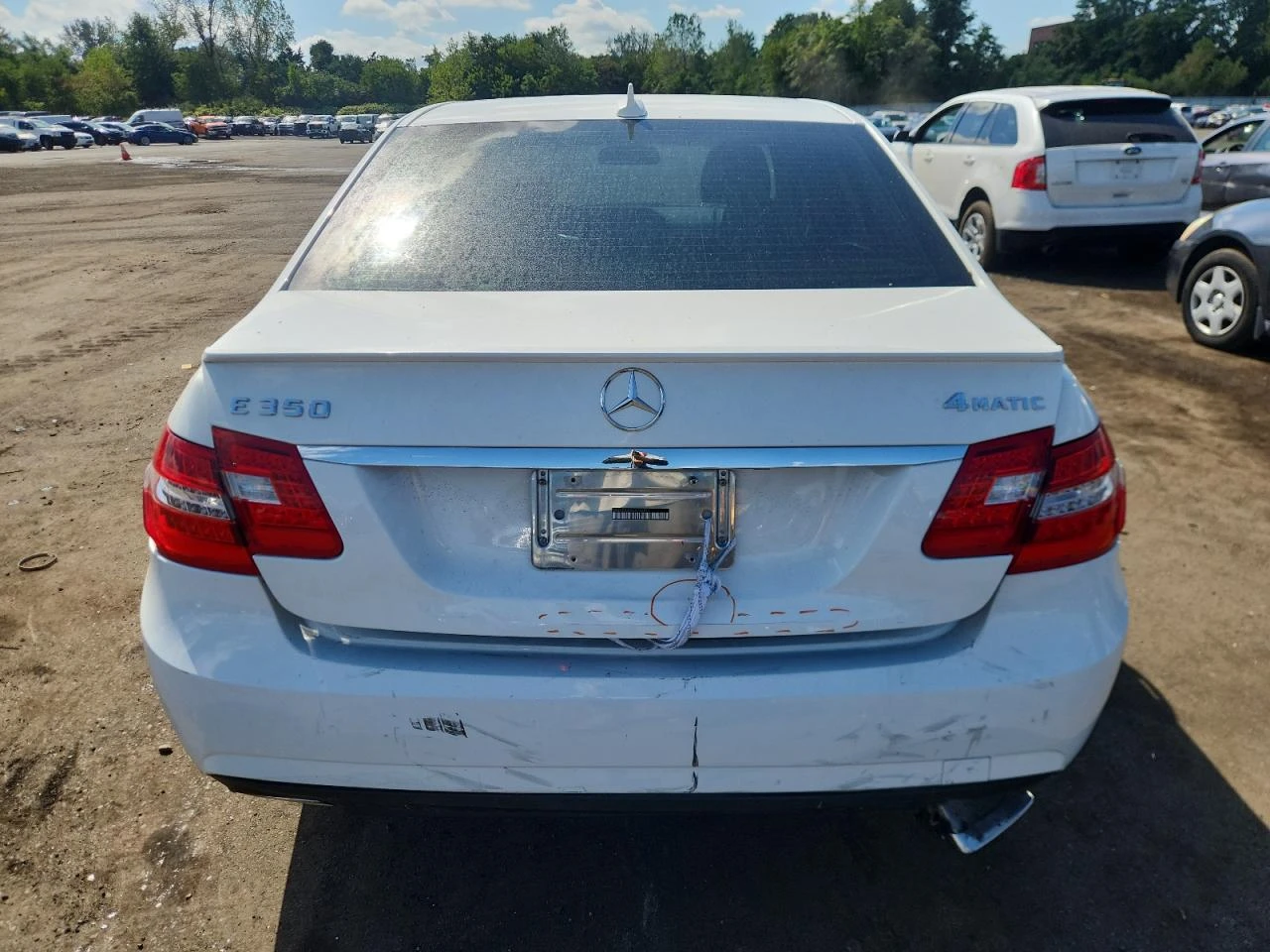 Mercedes-Benz E 350 4MATIC/3.5L V6/КОЖА/ПОДГР./ОБДУХВ./БЕНЗИН - изображение 6
