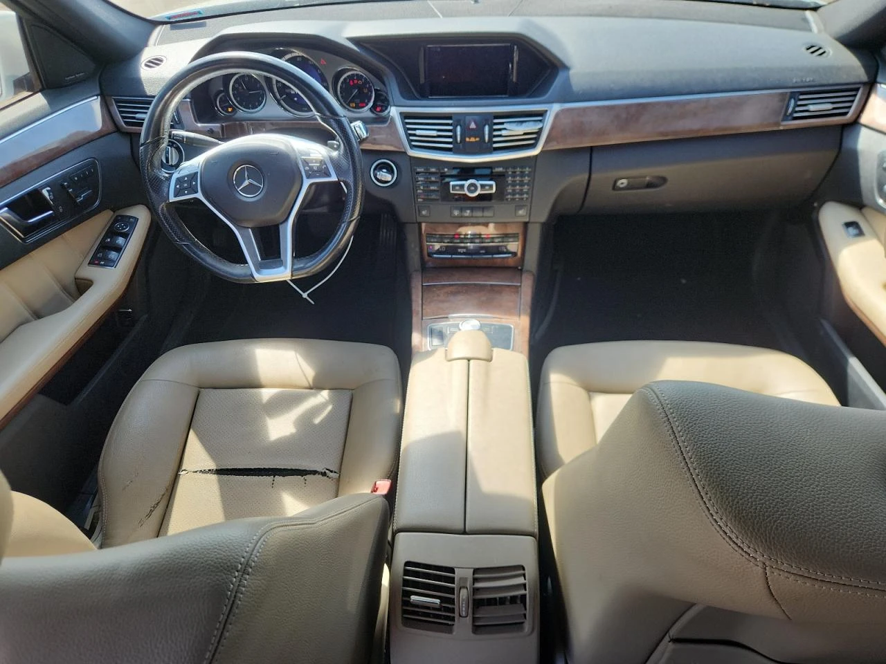 Mercedes-Benz E 350 4MATIC/3.5L V6/КОЖА/ПОДГР./ОБДУХВ./БЕНЗИН - изображение 8