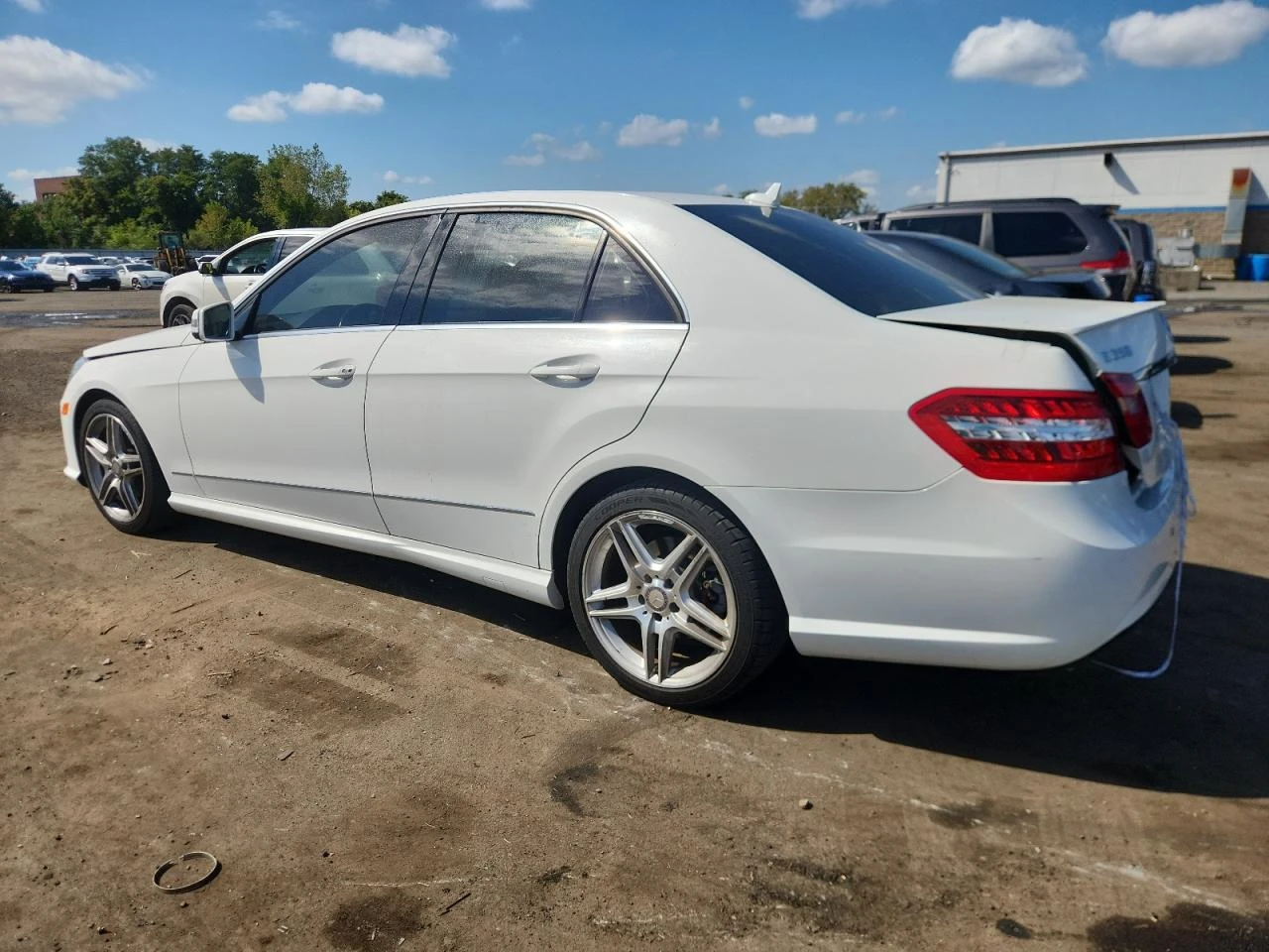 Mercedes-Benz E 350 4MATIC/3.5L V6/КОЖА/ПОДГР./ОБДУХВ./БЕНЗИН - изображение 2